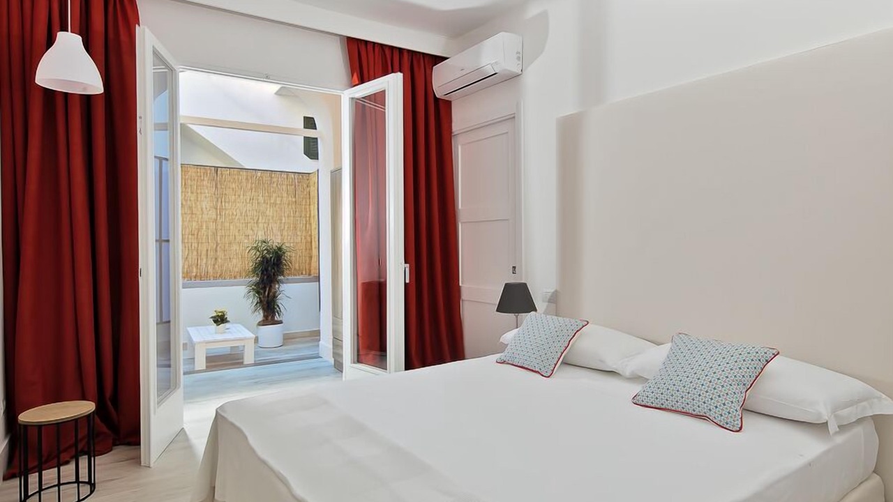Photo of Bedroom in Capri