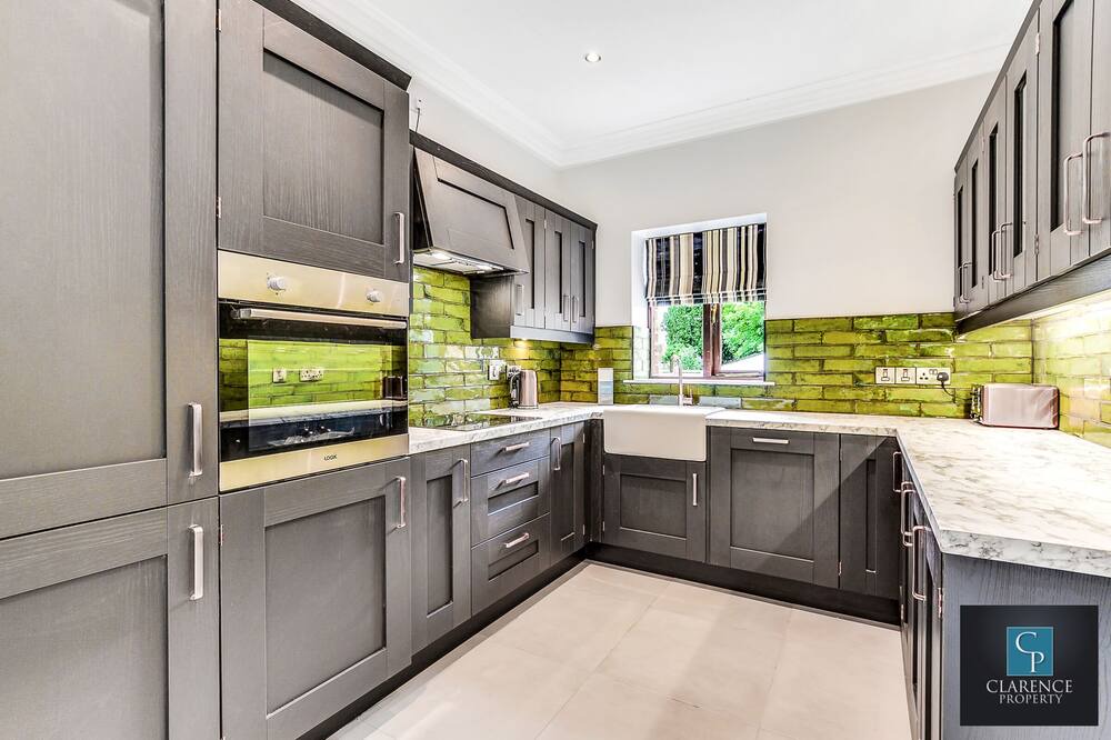 Photo of Kitchen in Eglinton