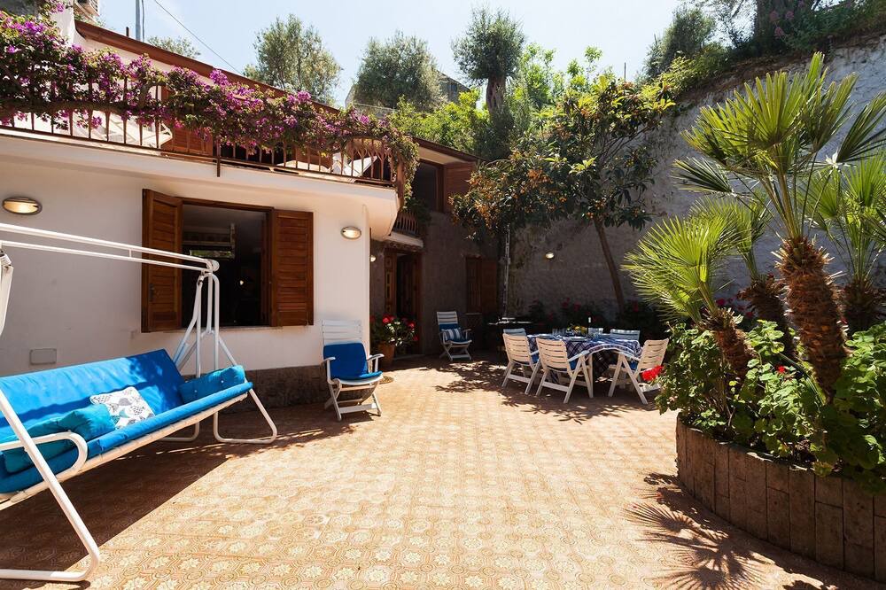 Photo of Patio Balcony in Marina di Puolo