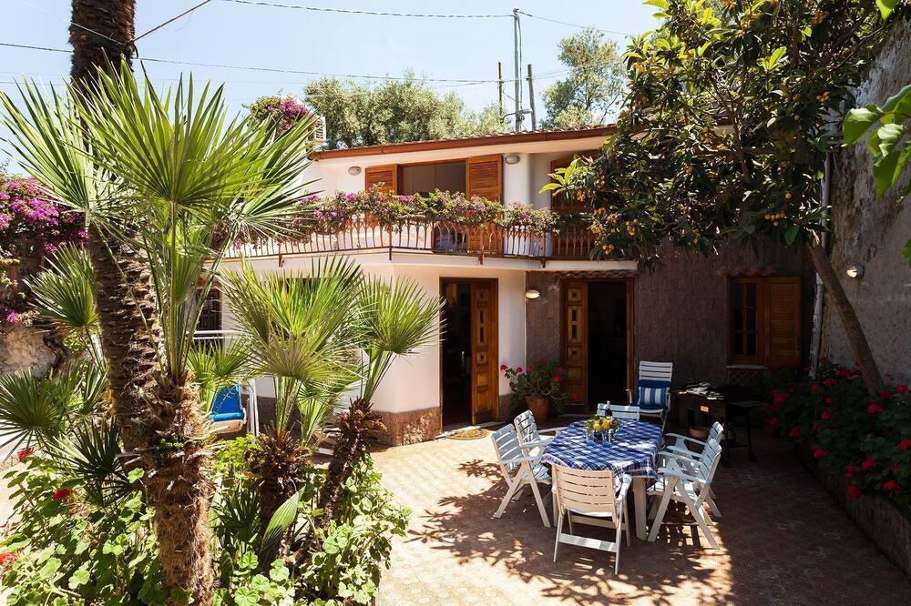 Photo of Patio Balcony in Marina di Puolo