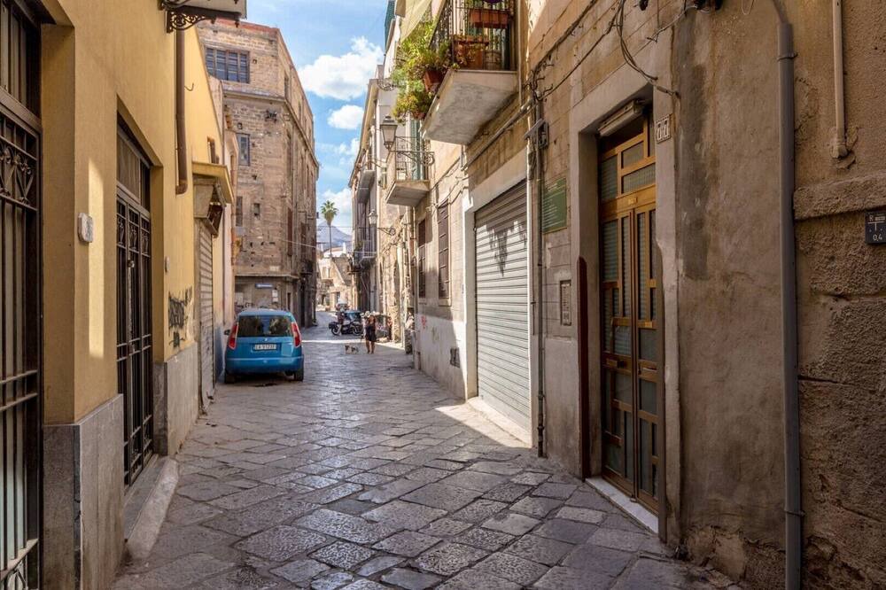 Photo of Outdoor in Monte di Pieta