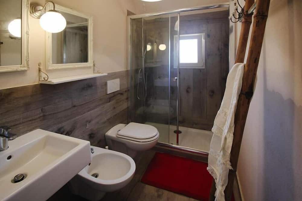 Photo of Bathroom in Collesalvetti