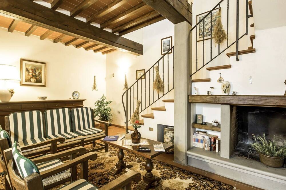 Photo of Bedroom in Neri