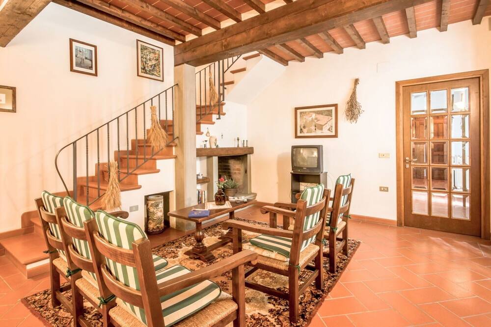 Photo of Bedroom in Neri