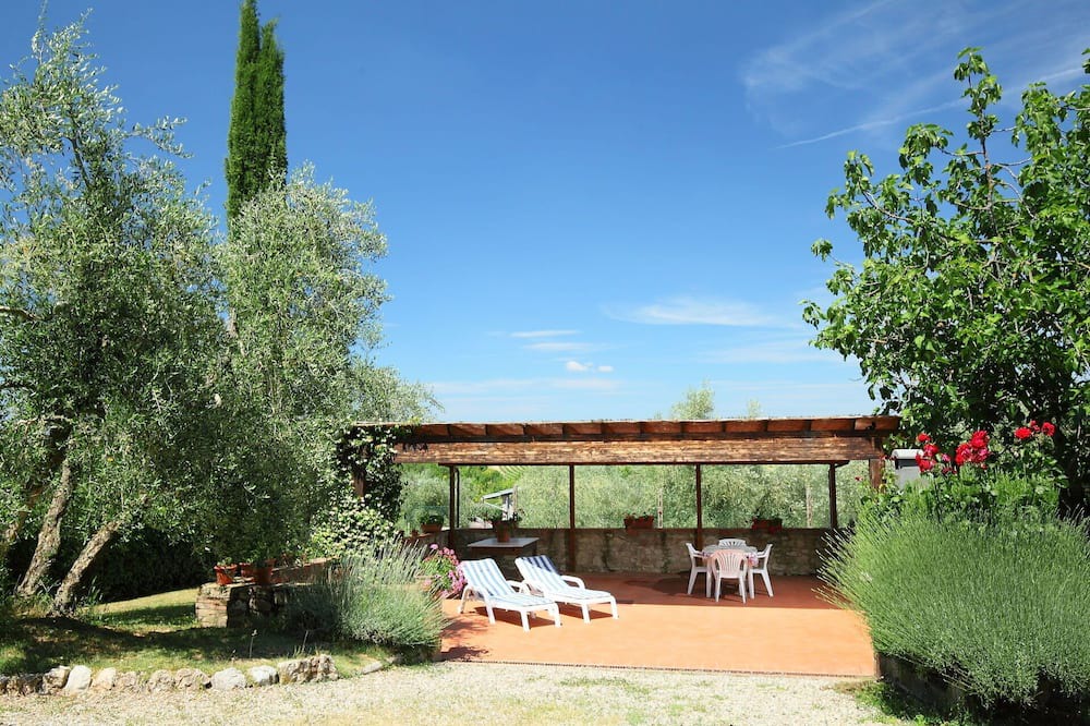 Photo of Outdoor in Guistrigona
