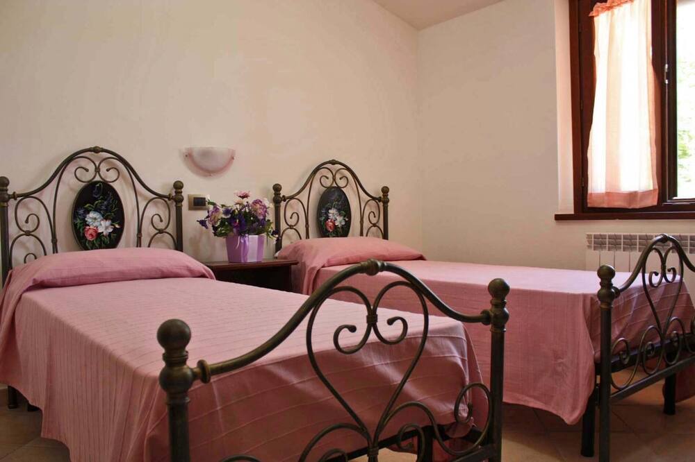 Photo of Bedroom in Acqualagna
