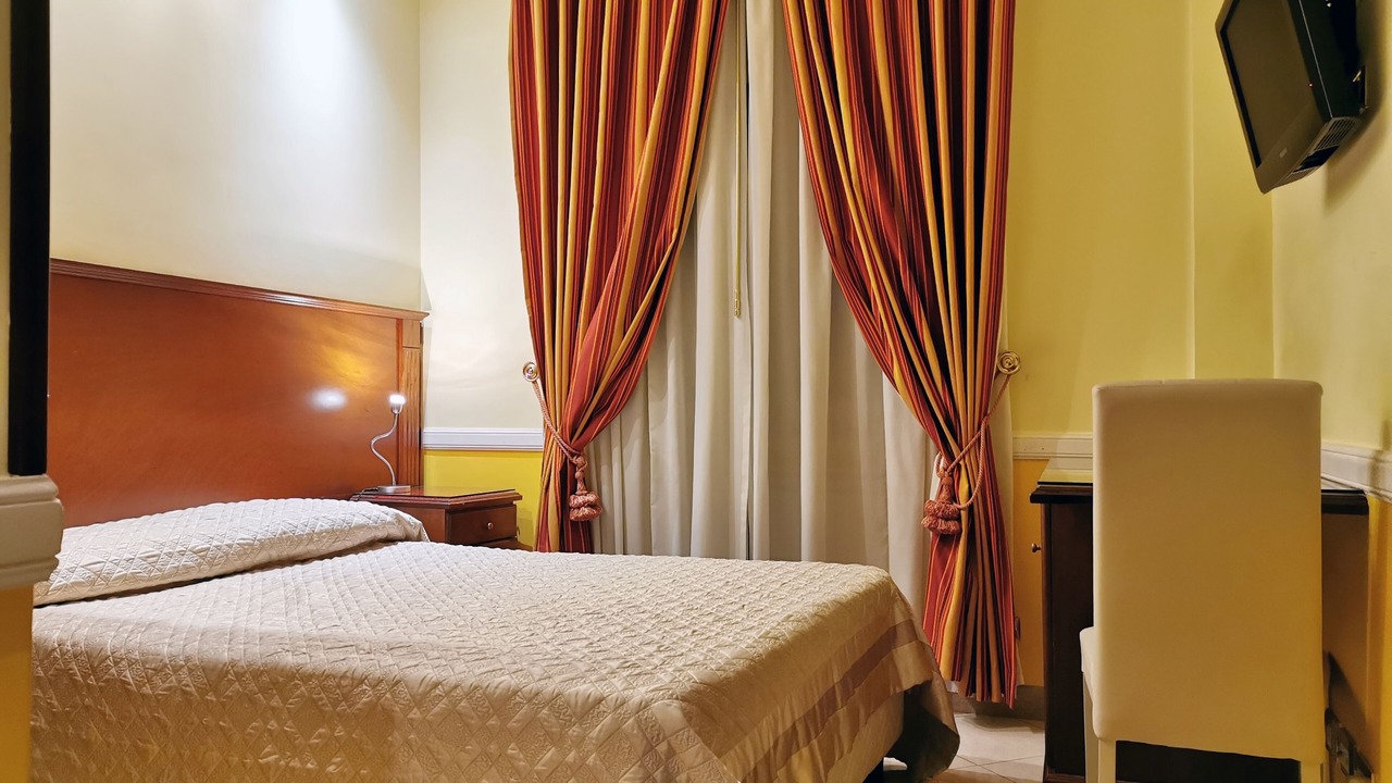 Photo of Bedroom in Esquilino