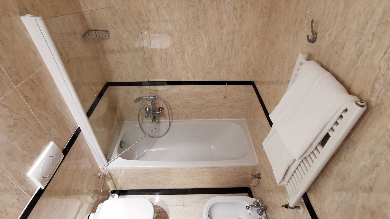 Photo of Bathroom in Esquilino