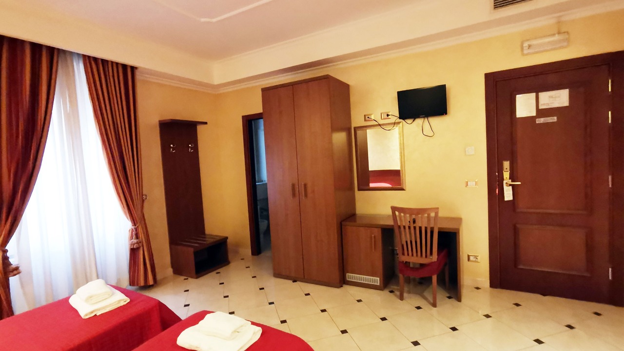 Photo of Bedroom in Esquilino