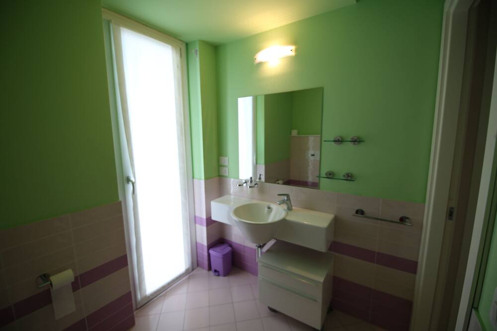 Photo of Bathroom in San Benedetto del Tronto