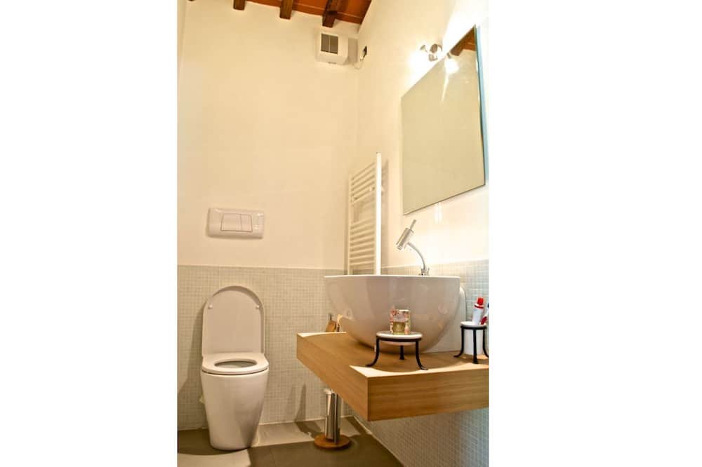 Photo of Bathroom in Cortona