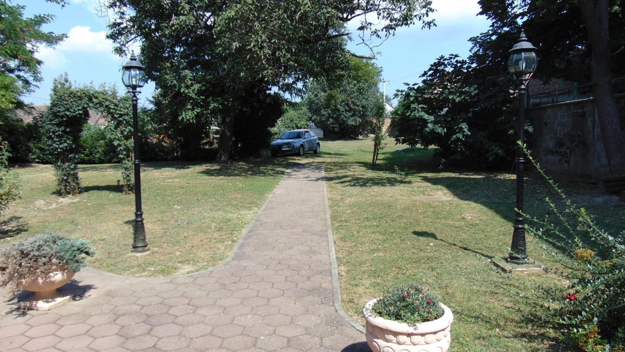 Photo of Outdoor in Irig