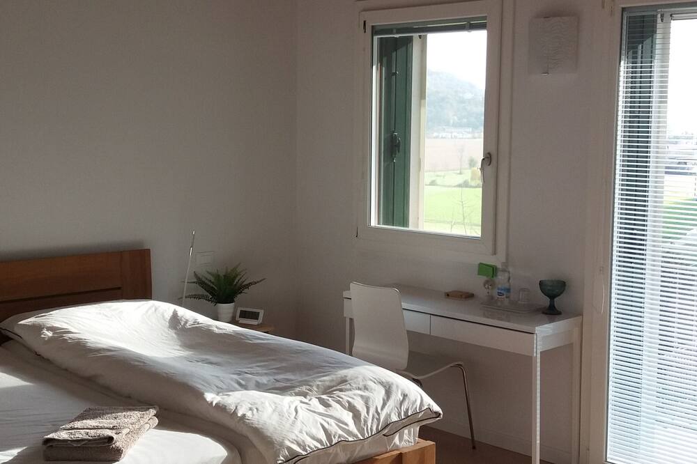 Photo of Bedroom in Castelgomberto