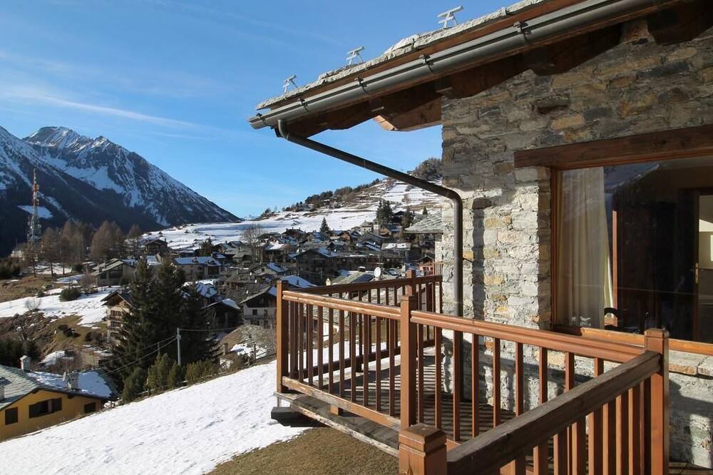 Photo of Patio Balcony in Gimillan