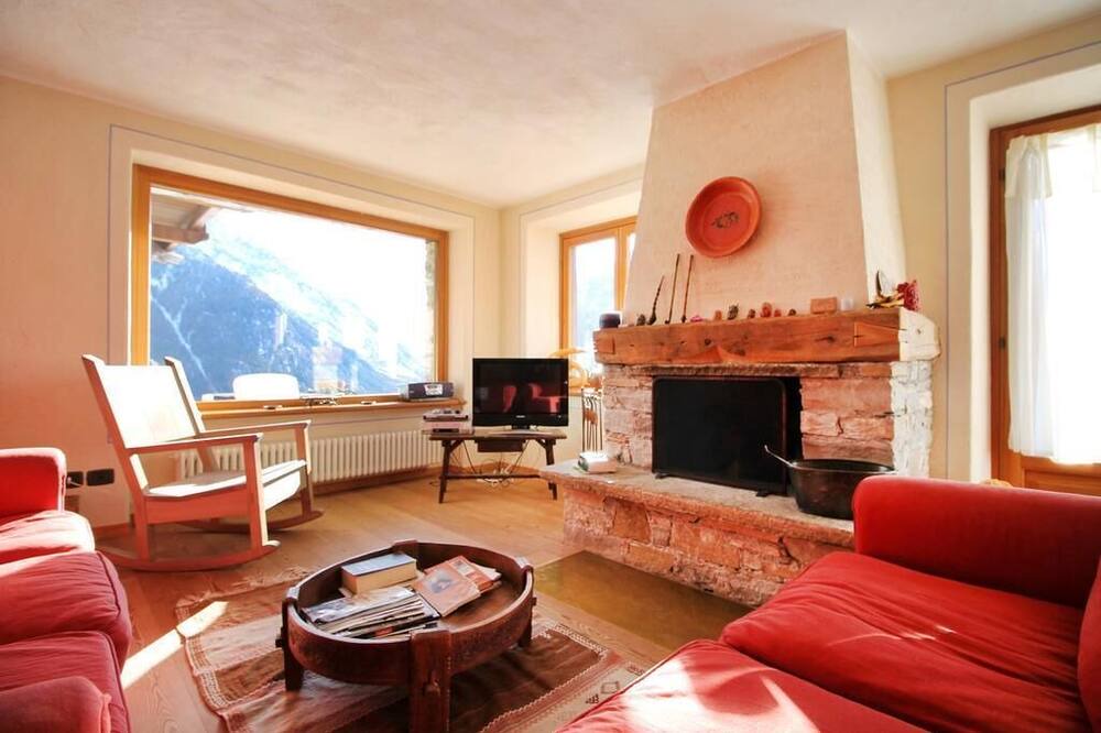 Photo of Livingroom in Gimillan