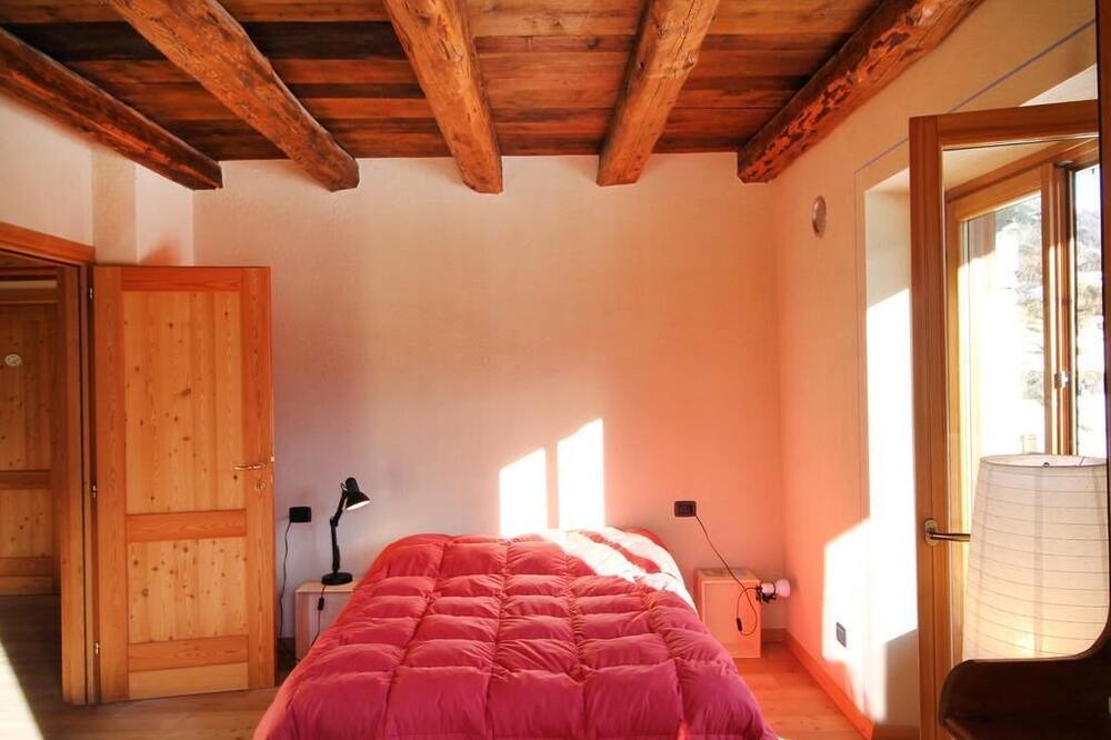 Photo of Bedroom in Gimillan