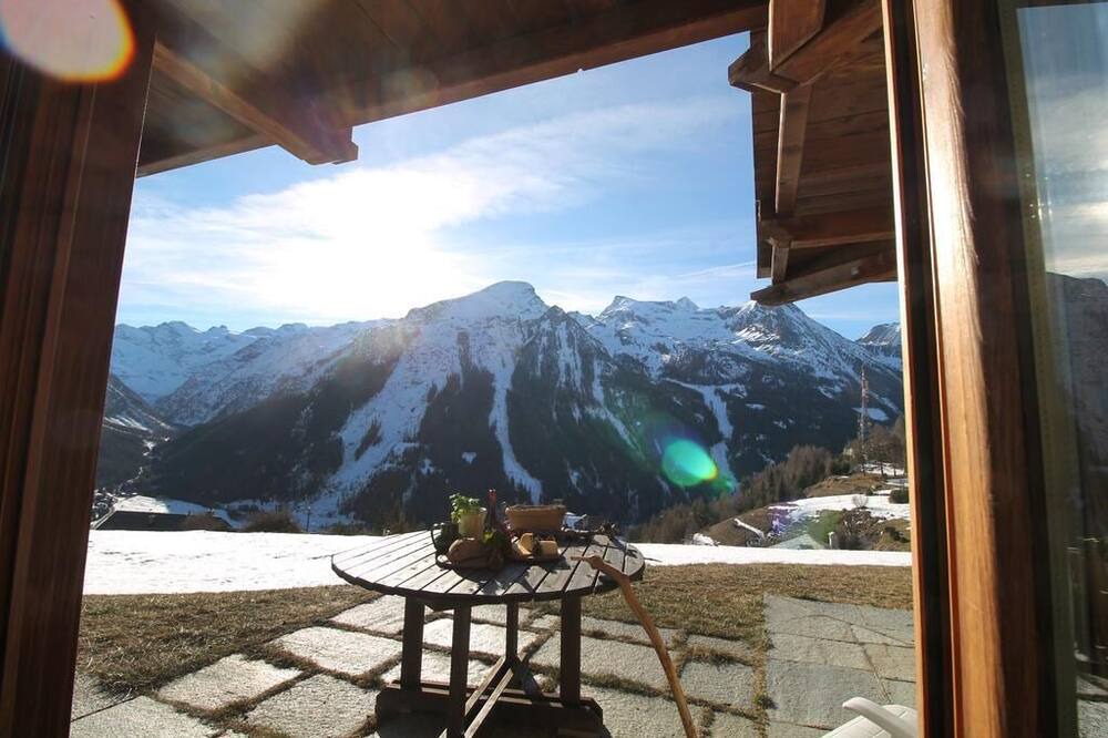 Photo of Patio Balcony in Gimillan