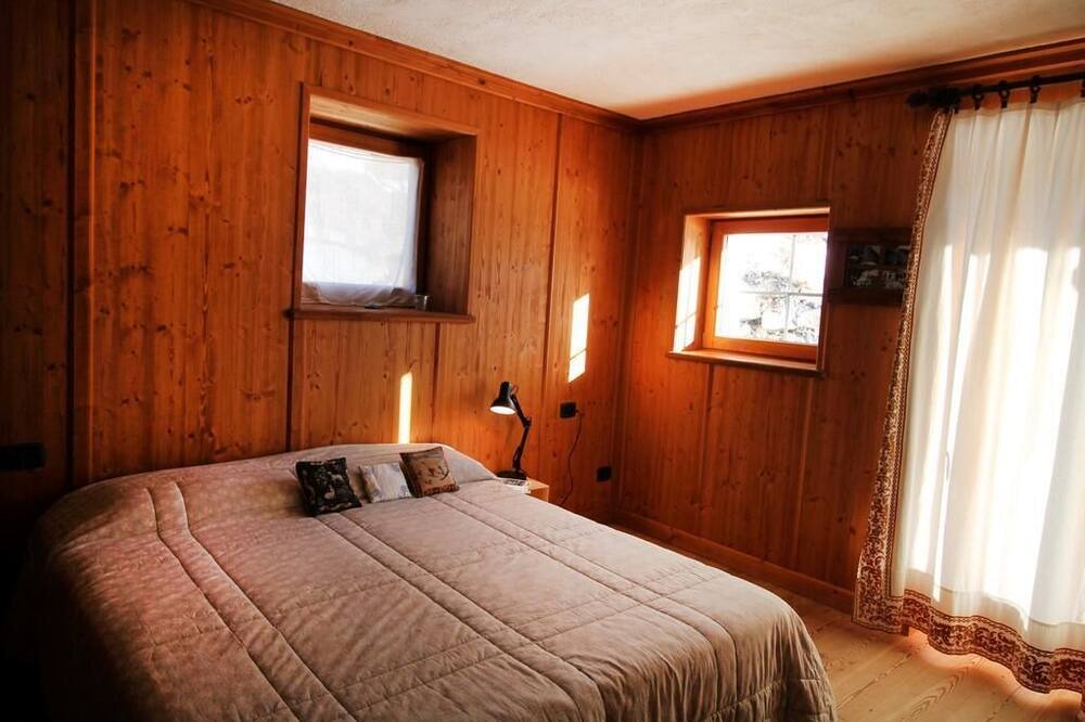 Photo of Bedroom in Gimillan