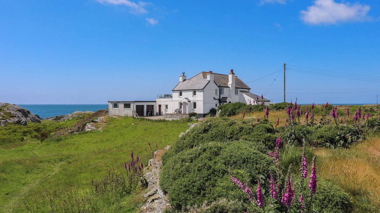 Photo of Outdoor in Rhoscolyn