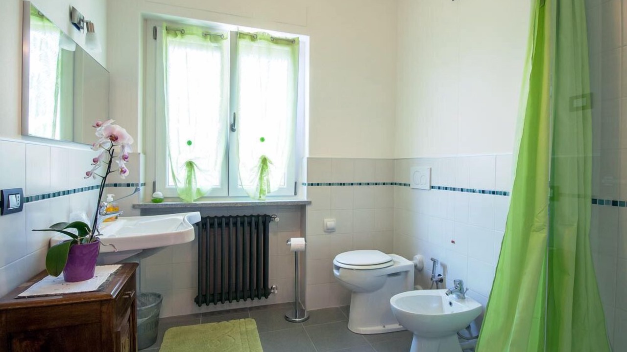 Photo of Bathroom in Brolo