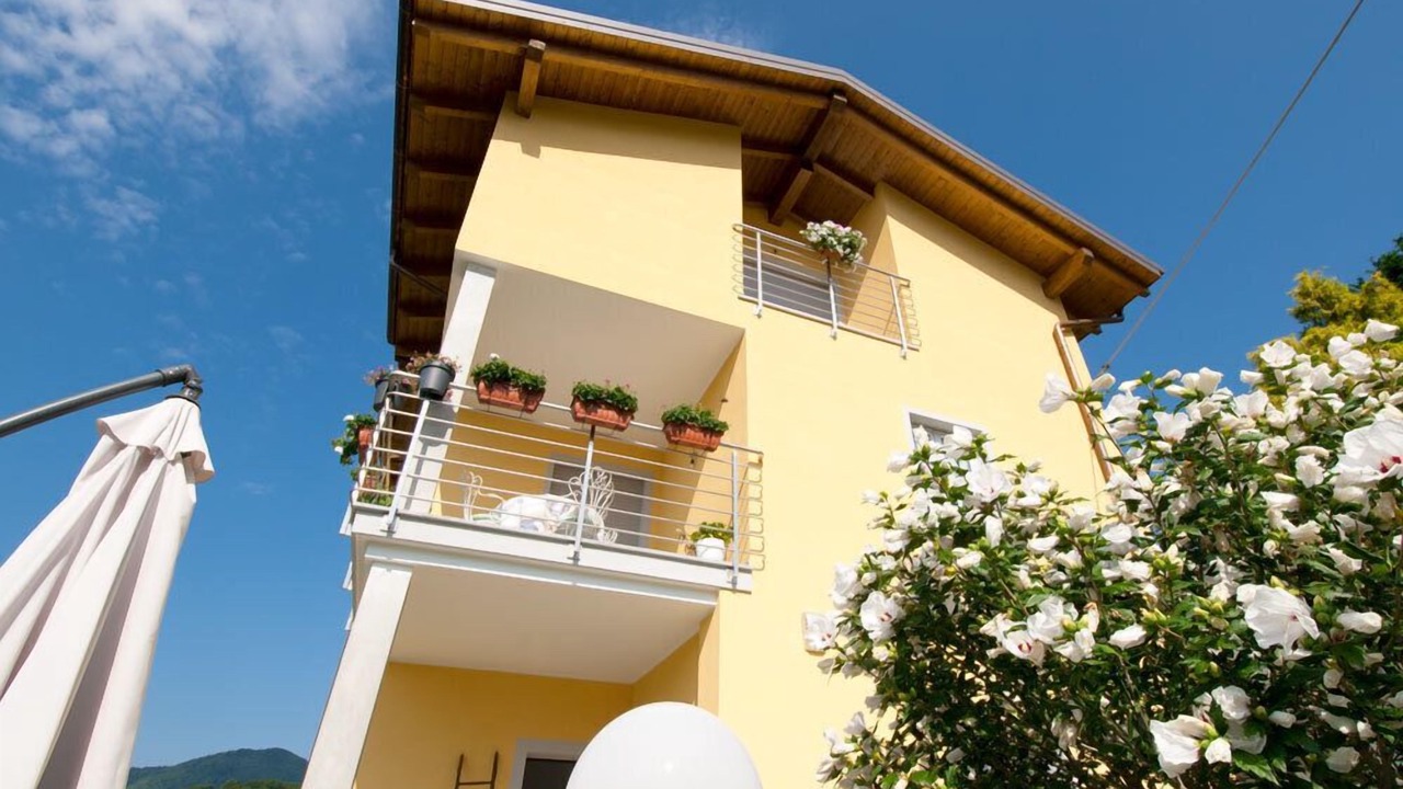 Photo of Outdoor in Brolo
