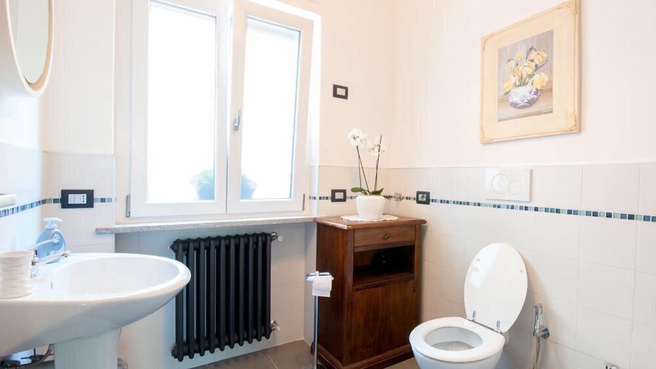 Photo of Bathroom in Brolo