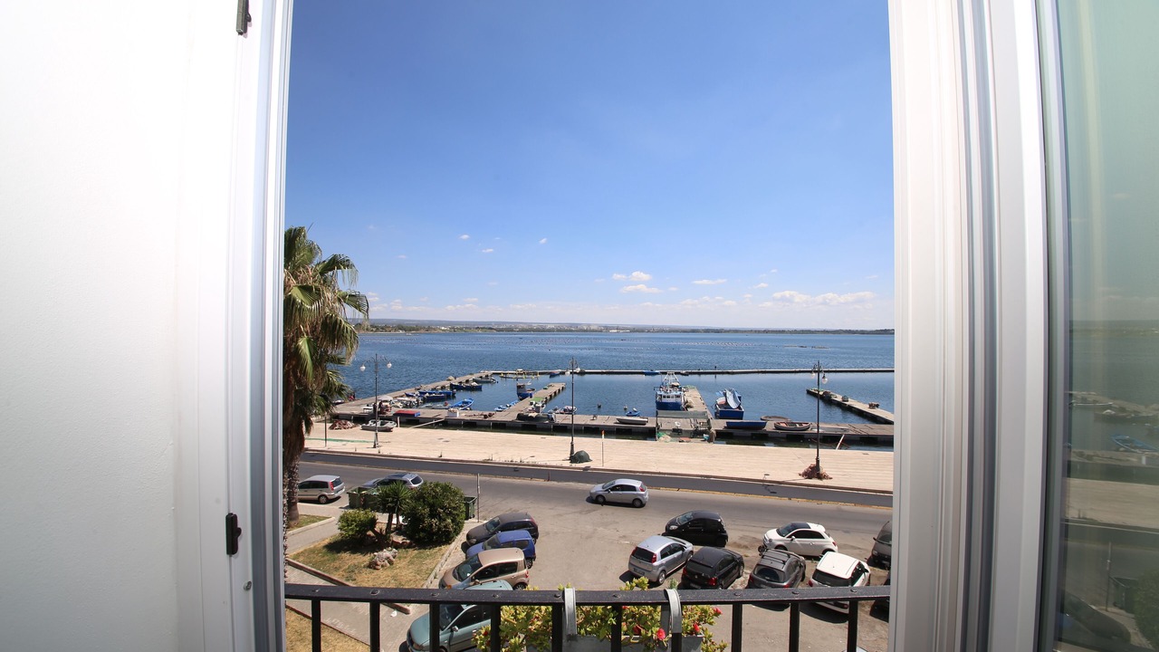 Photo of Patio Balcony in Isola del Borgo Antico
