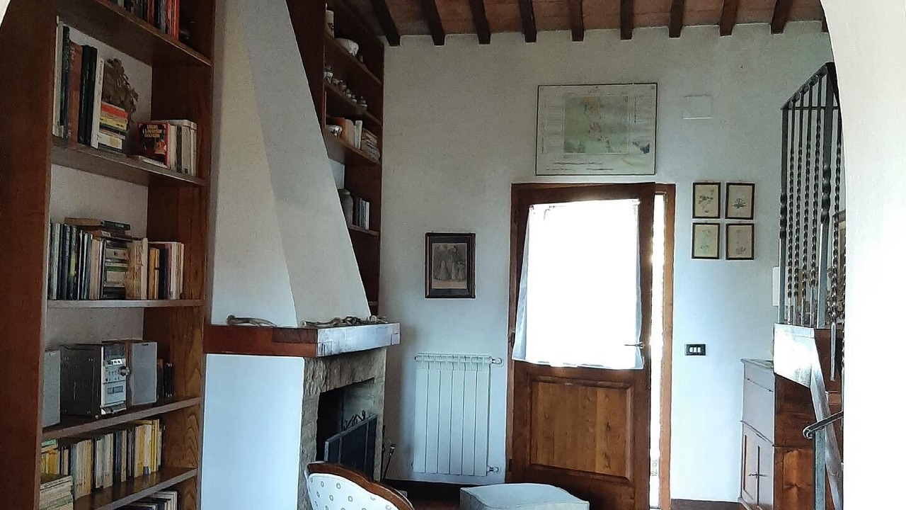 Photo of Livingroom in Montefollonico