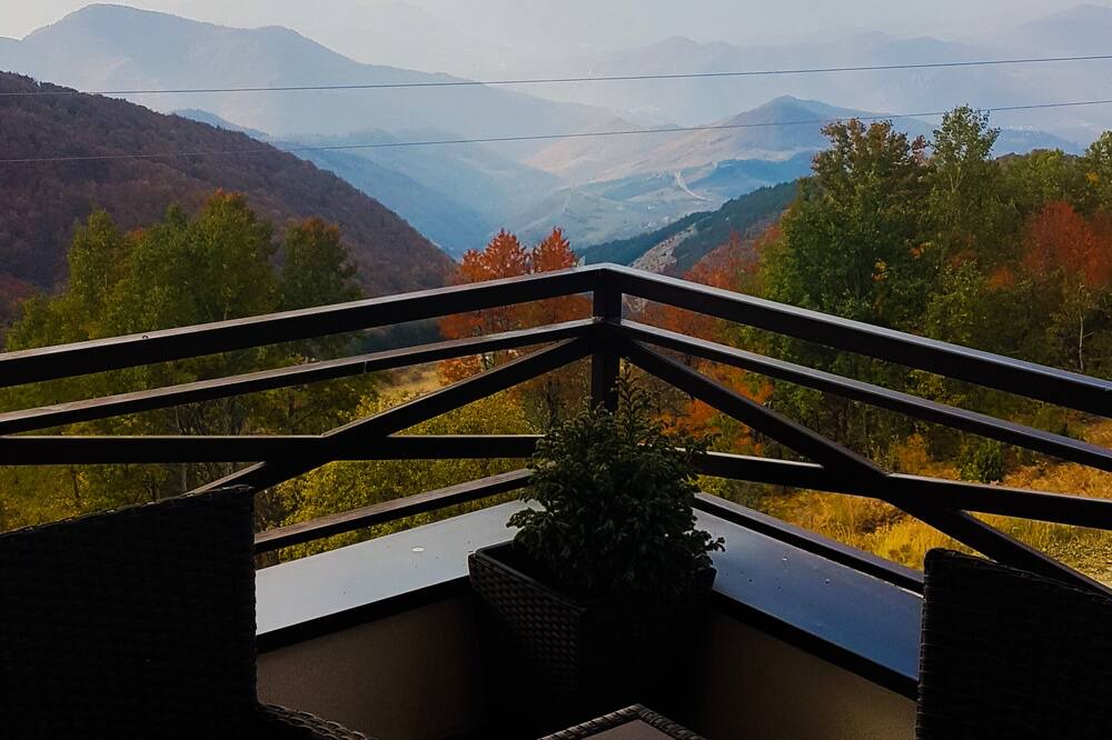 Photo of Patio Balcony in Lisina