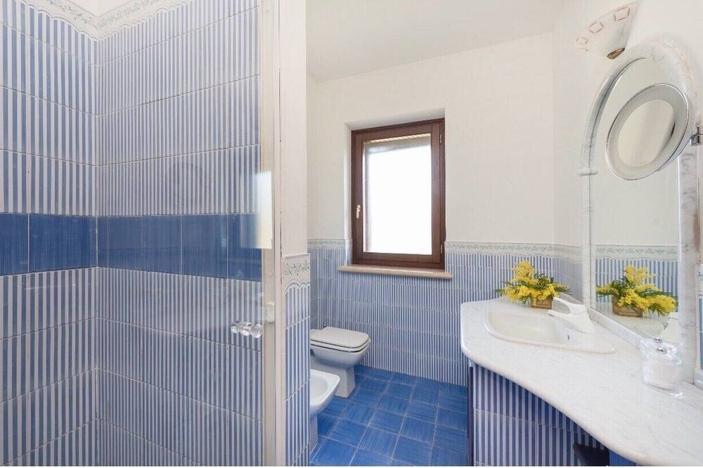 Photo of Bathroom in Cerveteri