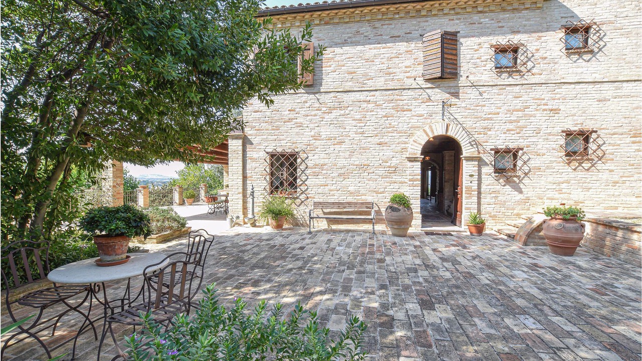 Photo of Outdoor in Corridonia