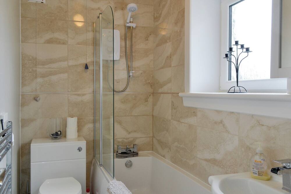 Photo of Bathroom in Tayport
