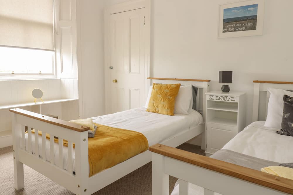 Photo of Bedroom in Dunbar