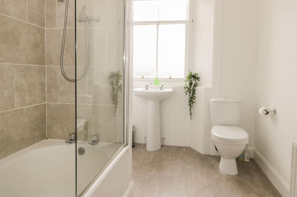 Photo of Bathroom in Dunbar