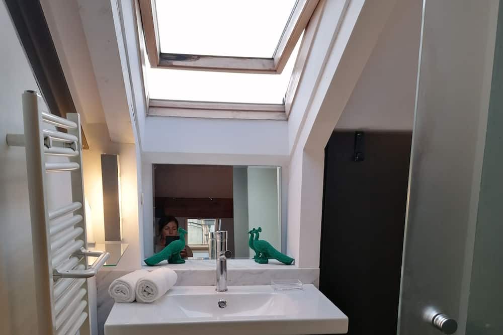 Photo of Bathroom in Arona