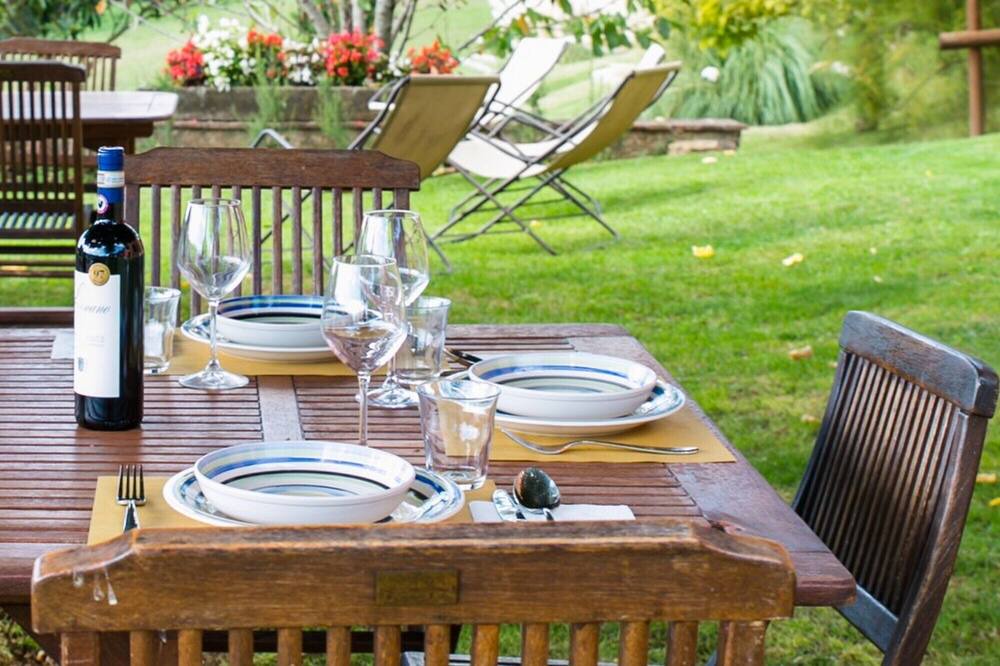 Photo of Patio Balcony in Simignano