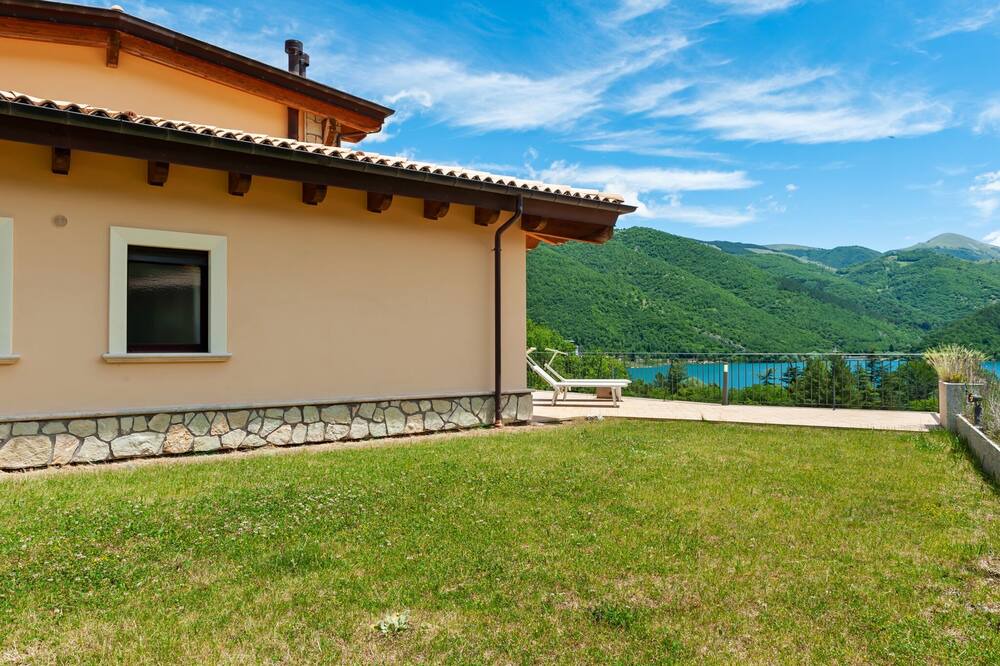 Photo of Outdoor in Villalago