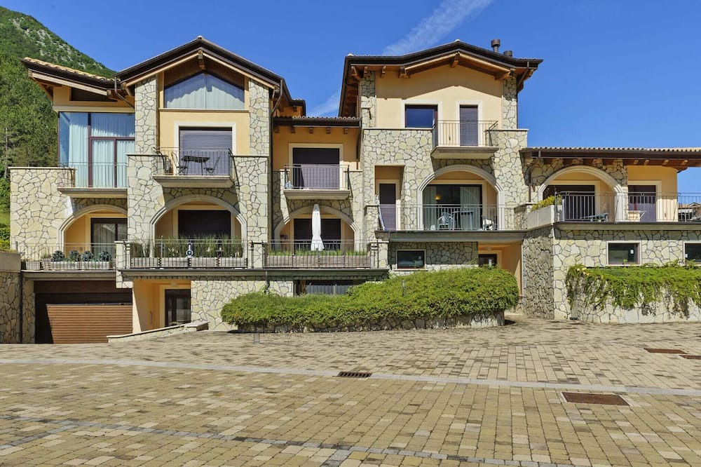 Photo of Outdoor in Villalago