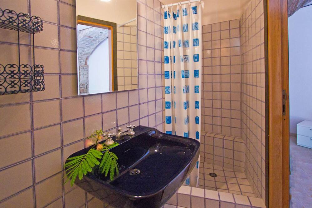 Photo of Bathroom in Acqualagna