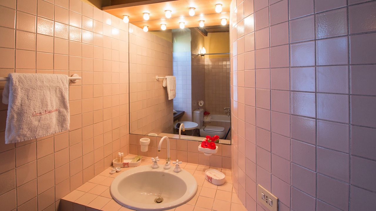 Photo of Bathroom in Massino Visconti
