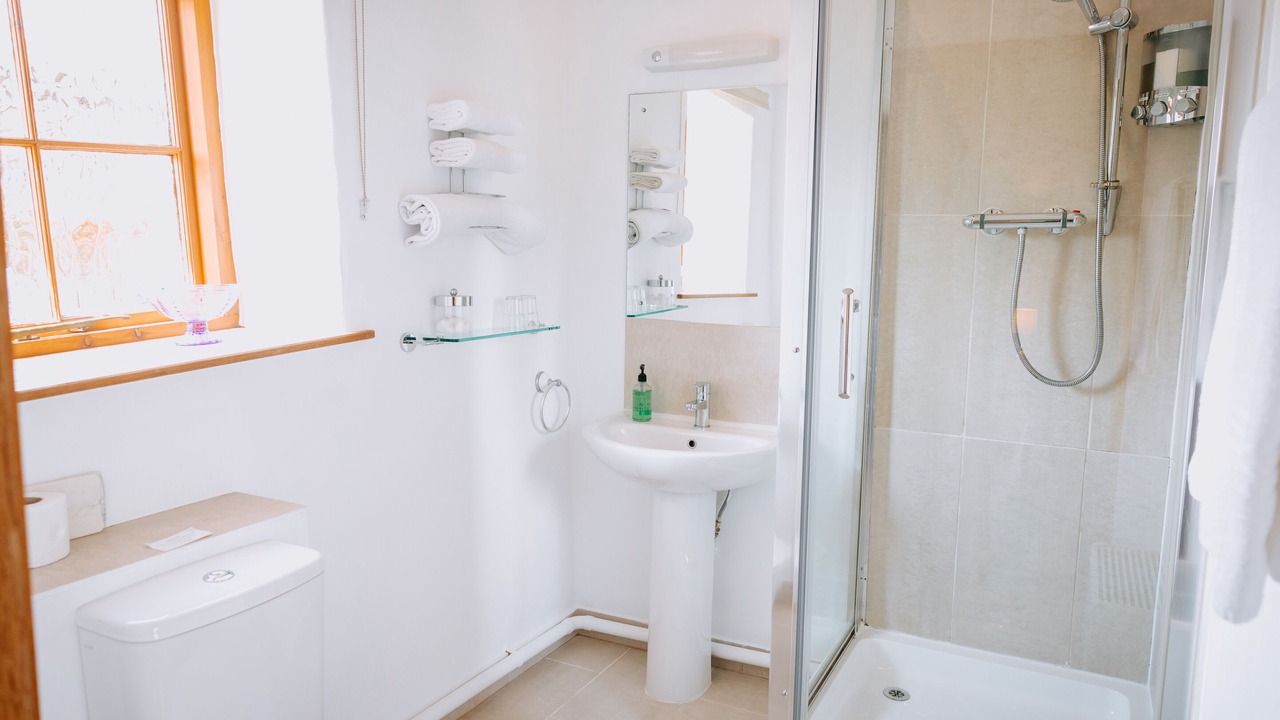 Photo of Bathroom in Everdon