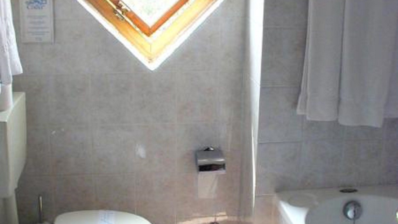 Photo of Bathroom in Lesa