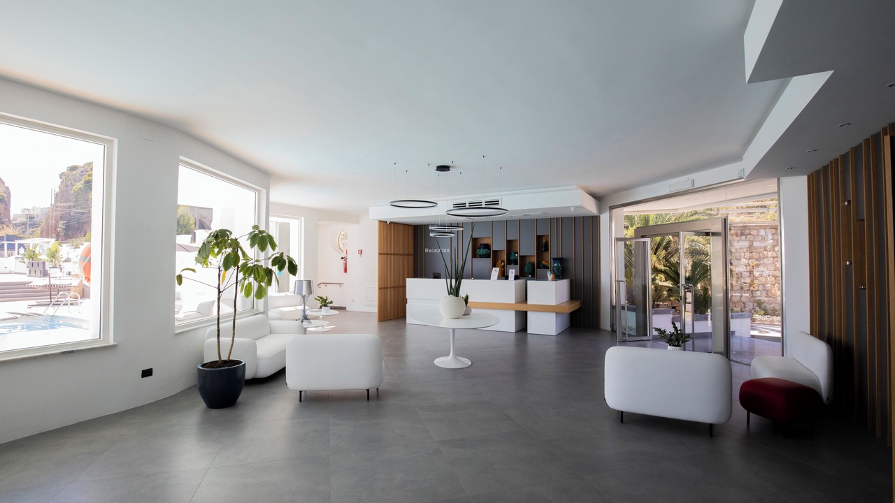 Photo of Others in Torre Colonna-sperone
