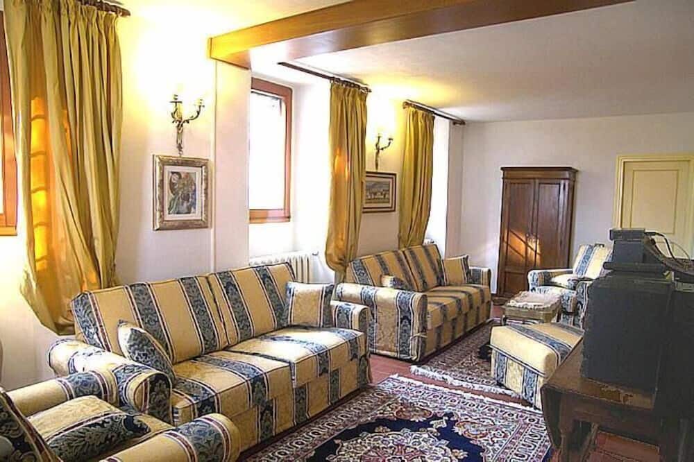 Photo of Livingroom in Saturnana