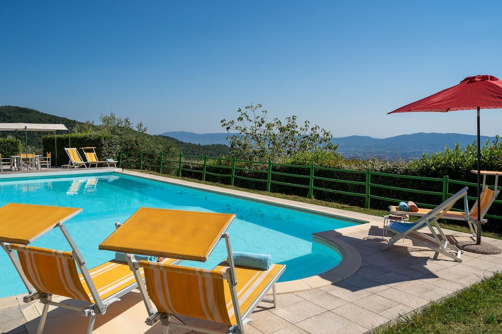 Photo of Outdoor in Saturnana