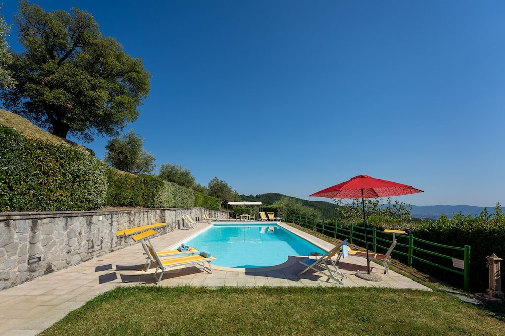 Photo of Outdoor in Saturnana
