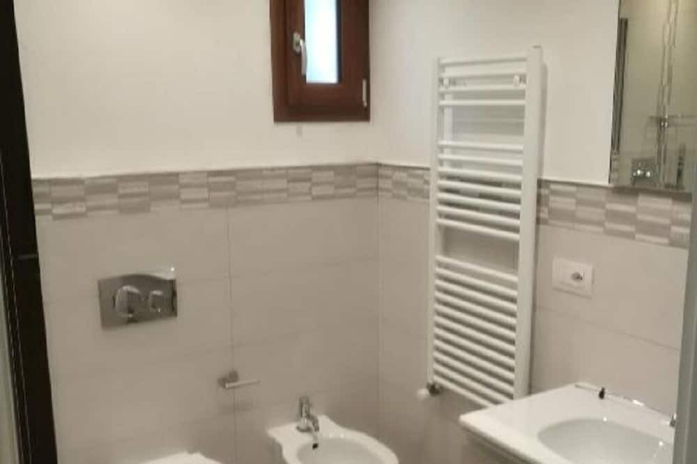 Photo of Bathroom in Cors