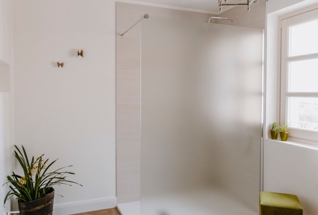 Photo of Bathroom in Mango