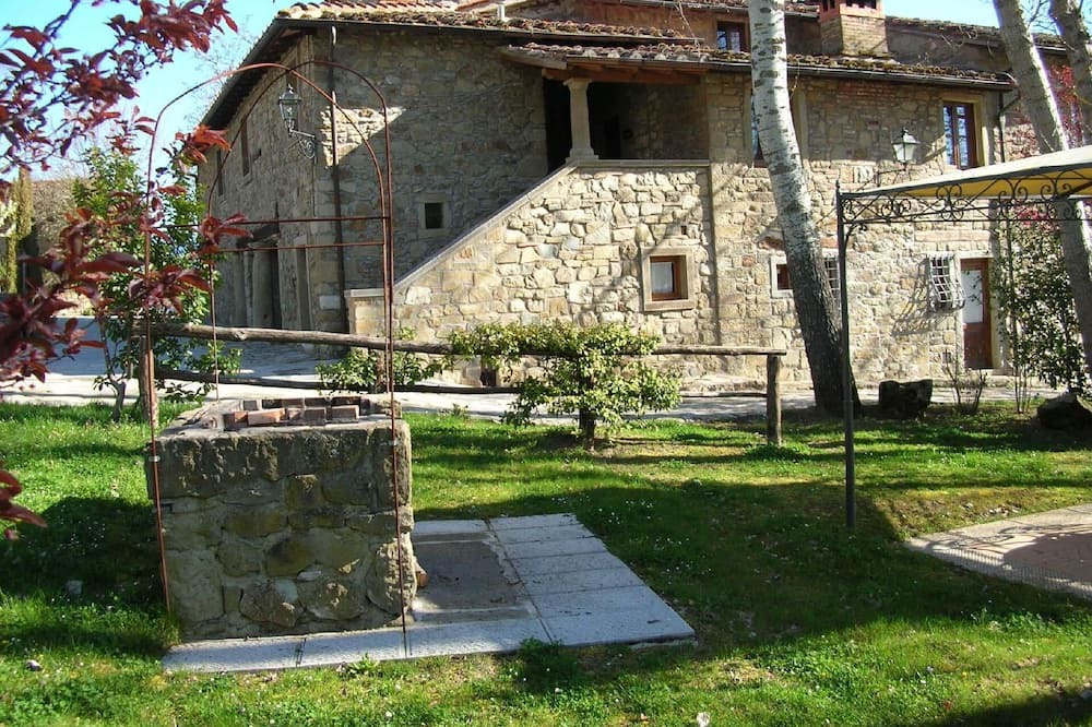 Photo of Outdoor in Starda