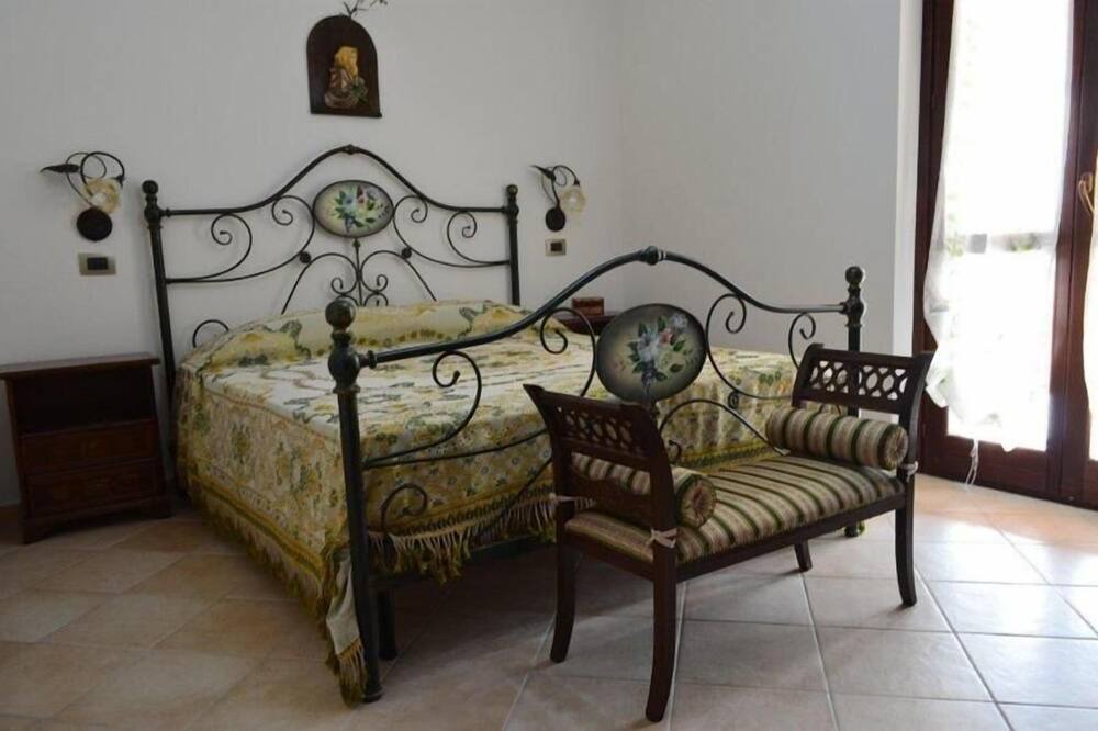 Photo of Bedroom in Acqualagna